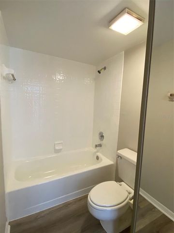 1004 ROYAL OAK BOULEVARD, Leesburg, FL 34748