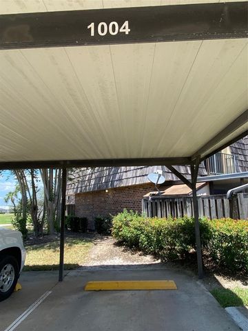 1004 ROYAL OAK BOULEVARD, Leesburg, FL 34748