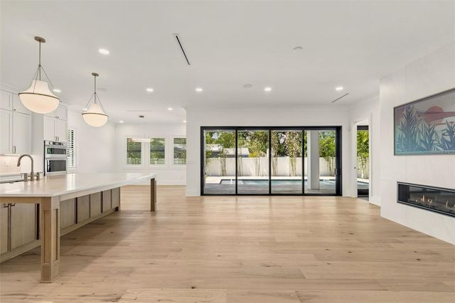 3605 W KENSINGTON AVENUE, Tampa, FL 33629