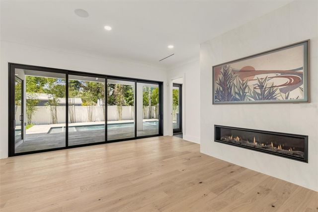 3605 W KENSINGTON AVENUE, Tampa, FL 33629