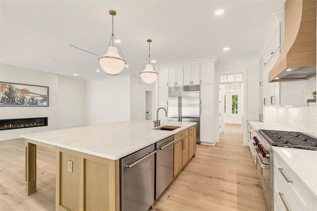 3605 W KENSINGTON AVENUE, Tampa, FL 33629