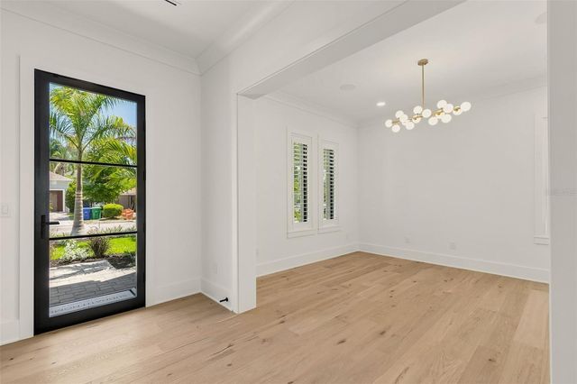 3605 W KENSINGTON AVENUE, Tampa, FL 33629
