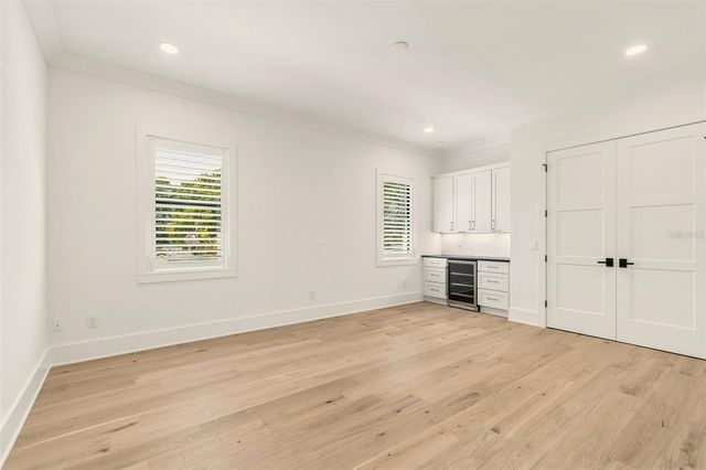 3605 W KENSINGTON AVENUE, Tampa, FL 33629