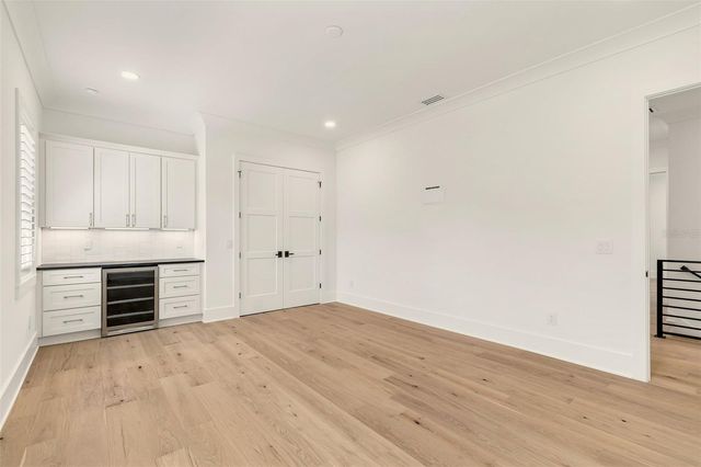 3605 W KENSINGTON AVENUE, Tampa, FL 33629