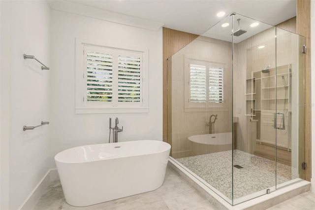 3605 W KENSINGTON AVENUE, Tampa, FL 33629