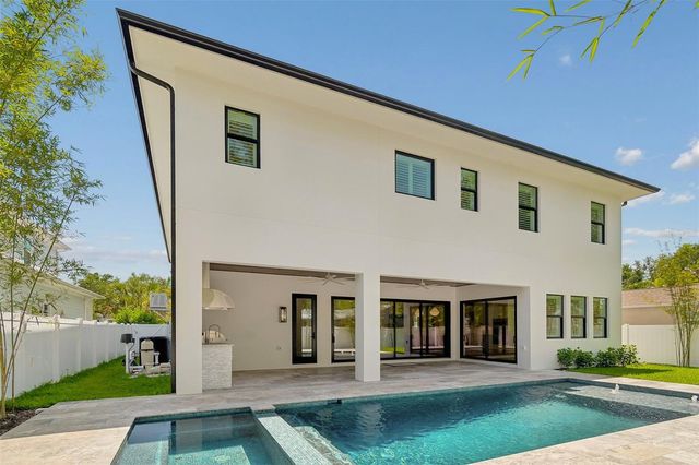 3605 W KENSINGTON AVENUE, Tampa, FL 33629