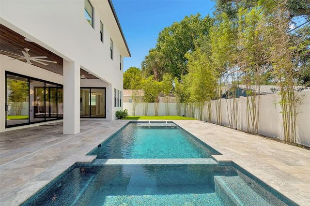 3605 W KENSINGTON AVENUE, Tampa, FL 33629