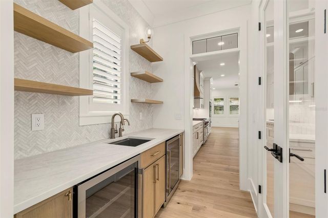 3605 W KENSINGTON AVENUE, Tampa, FL 33629