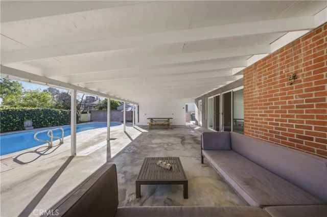 610 W Olive, Colton, CA 92324