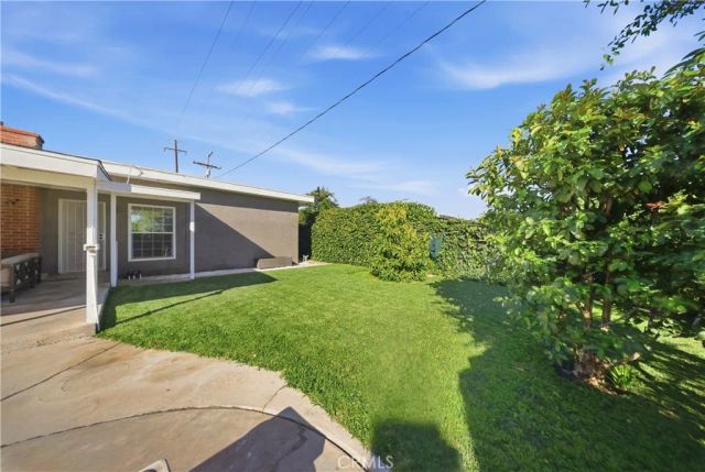 610 W Olive, Colton, CA 92324