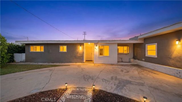 610 W Olive, Colton, CA 92324