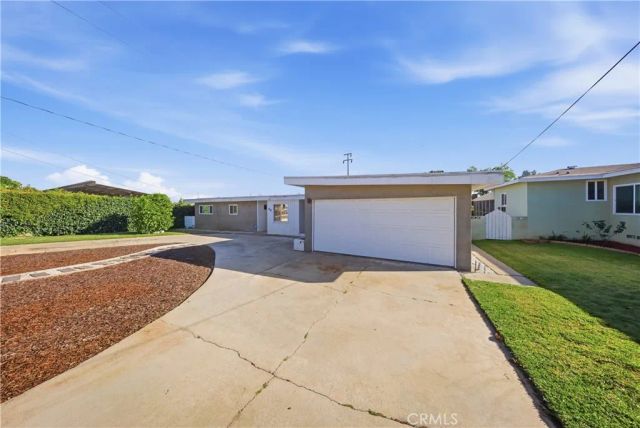 610 W Olive, Colton, CA 92324