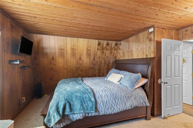 2060 7th Lane, Big Bear City, CA 92314