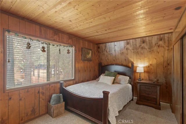2060 7th Lane, Big Bear City, CA 92314