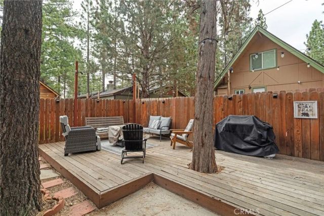 2060 7th Lane, Big Bear City, CA 92314