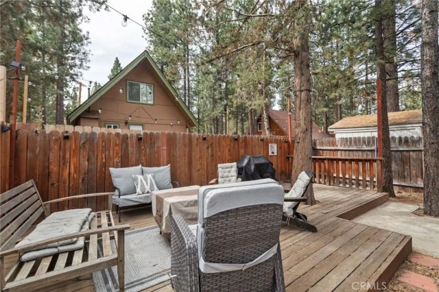2060 7th Lane, Big Bear City, CA 92314