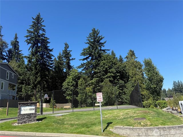1928 78th Place SE, Everett, WA 98203