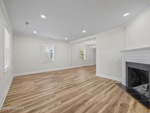 400 Warlick Street, Jacksonville, NC 28540