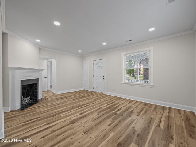 400 Warlick Street, Jacksonville, NC 28540