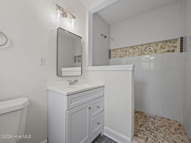 400 Warlick Street, Jacksonville, NC 28540