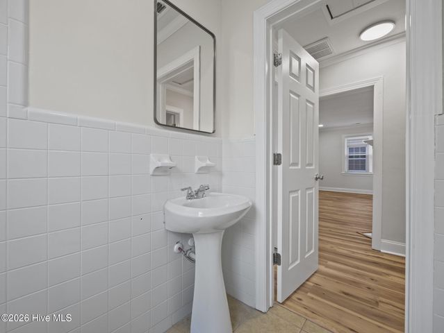 400 Warlick Street, Jacksonville, NC 28540