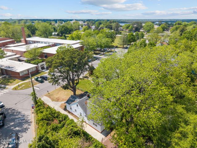 400 Warlick Street, Jacksonville, NC 28540