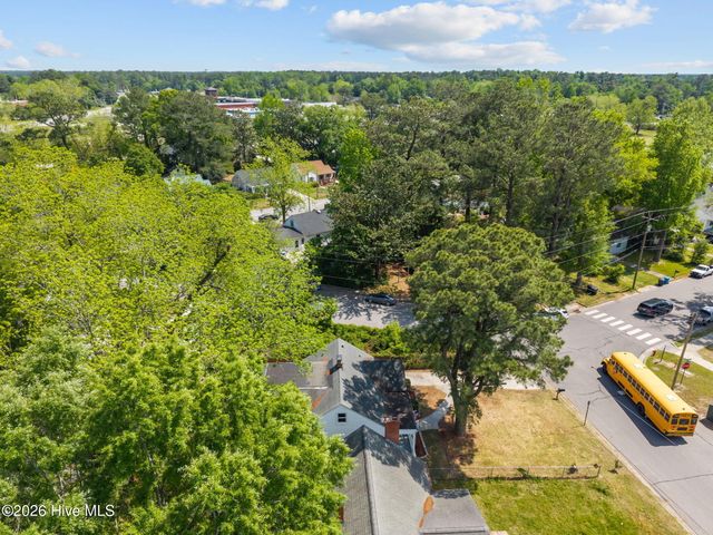 400 Warlick Street, Jacksonville, NC 28540