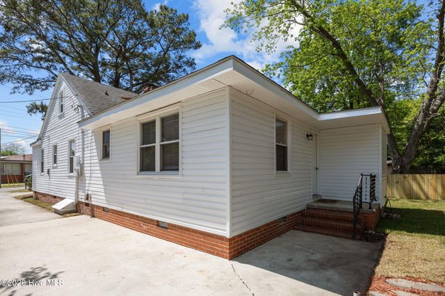 400 Warlick Street, Jacksonville, NC 28540