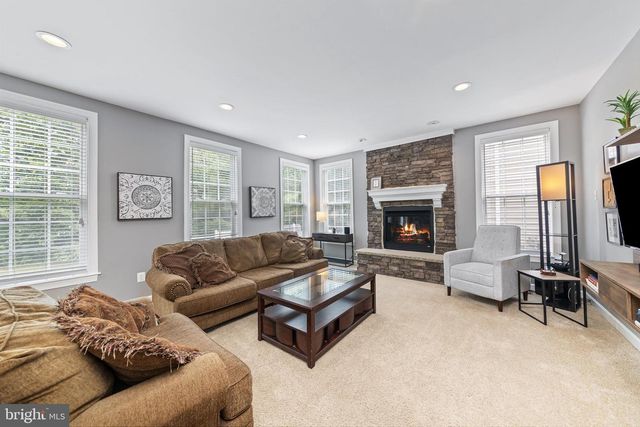 273 BARNHILL RD, Perkasie, PA 18944