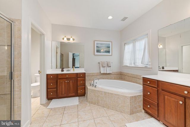 273 BARNHILL RD, Perkasie, PA 18944
