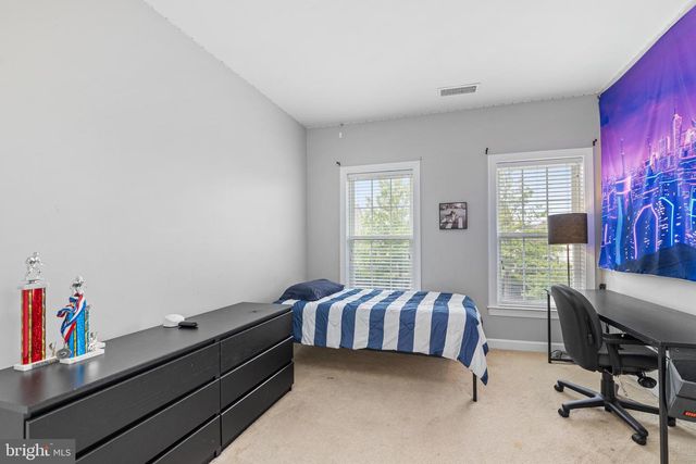 273 BARNHILL RD, Perkasie, PA 18944