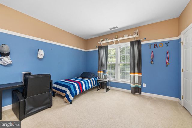 273 BARNHILL RD, Perkasie, PA 18944