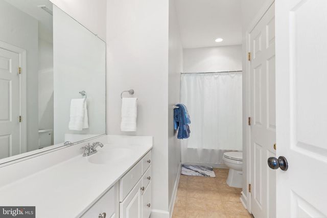 273 BARNHILL RD, Perkasie, PA 18944