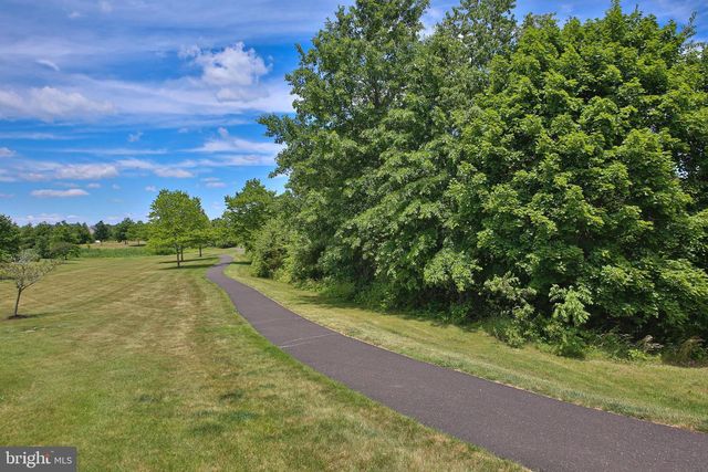 273 BARNHILL RD, Perkasie, PA 18944