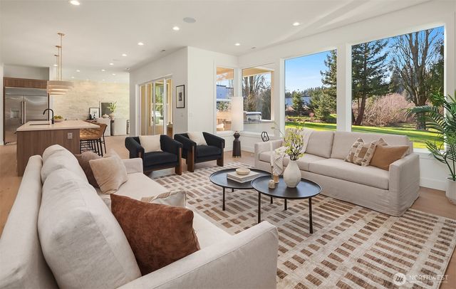 19902 Broadway Avenue, Snohomish, WA 98296