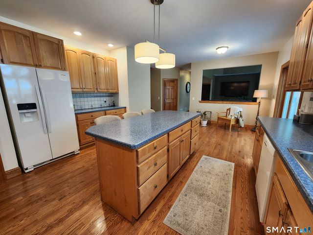 38 Emerald Glen Lane, Salem, CT 06420