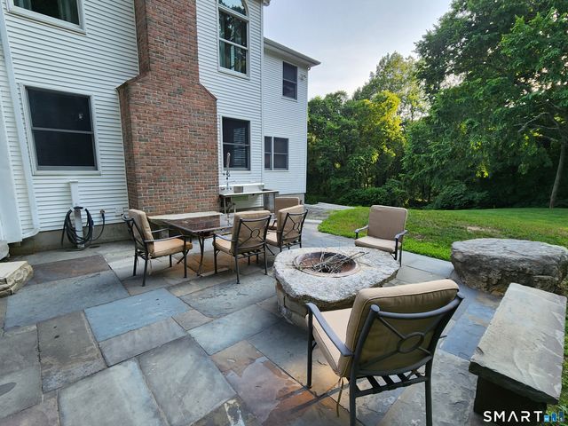 38 Emerald Glen Lane, Salem, CT 06420