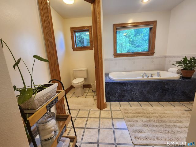 38 Emerald Glen Lane, Salem, CT 06420