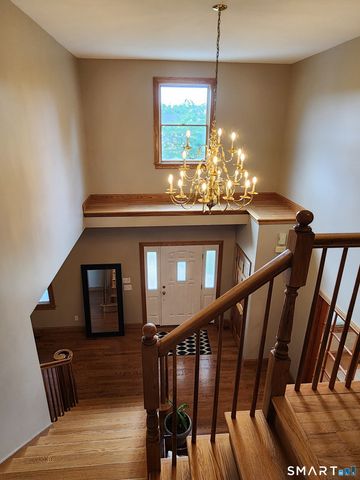 38 Emerald Glen Lane, Salem, CT 06420