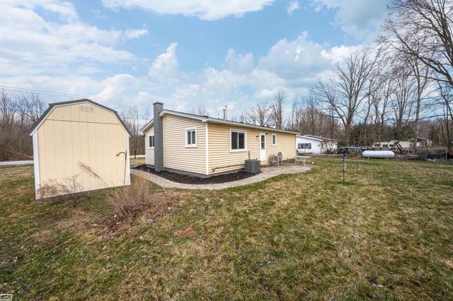 1040 Mayer Road, Kimball Twp, MI 48074