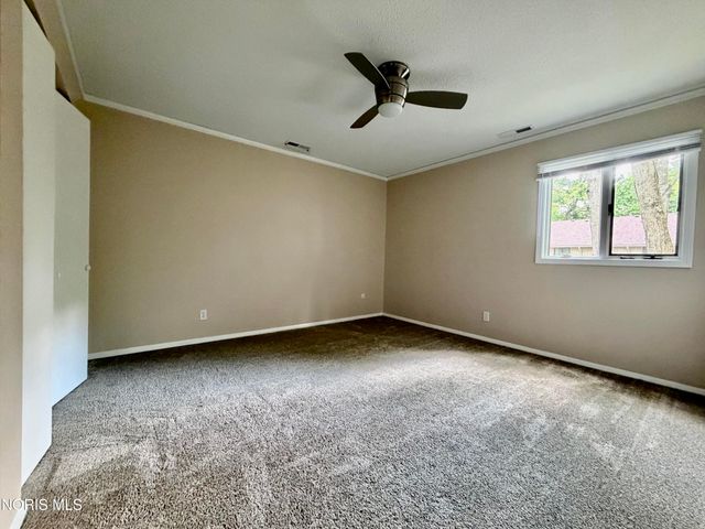 2704 Westcastle Drive, 4, Toledo, OH 43615