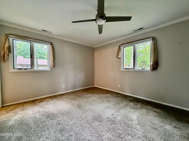 2704 Westcastle Drive, 4, Toledo, OH 43615