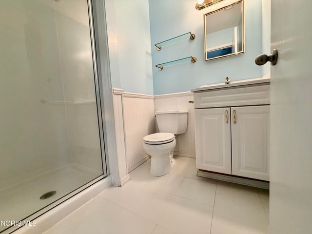 2704 Westcastle Drive, 4, Toledo, OH 43615