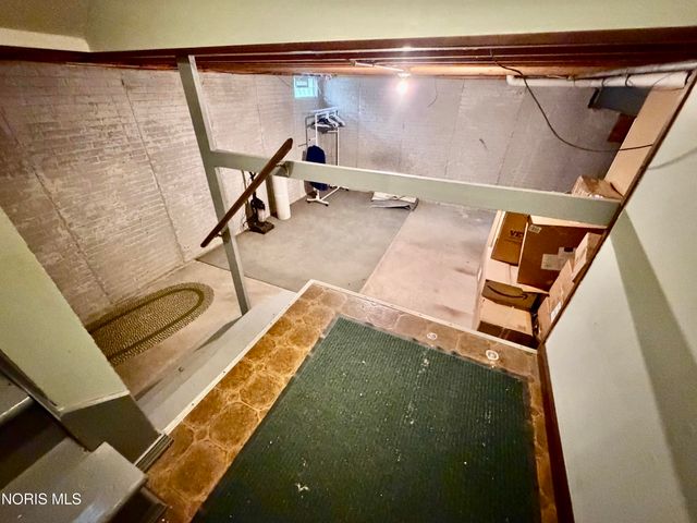 2704 Westcastle Drive, 4, Toledo, OH 43615