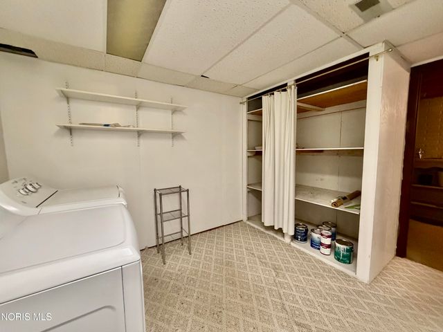 2704 Westcastle Drive, 4, Toledo, OH 43615