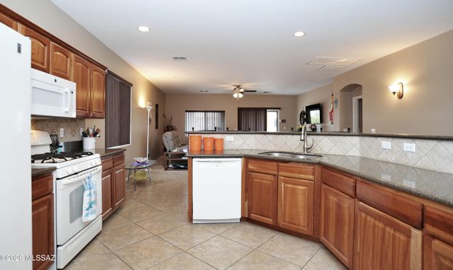 12648 N Golden Jubilee Drive, Marana, AZ 85653