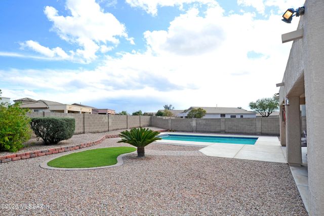 12648 N Golden Jubilee Drive, Marana, AZ 85653
