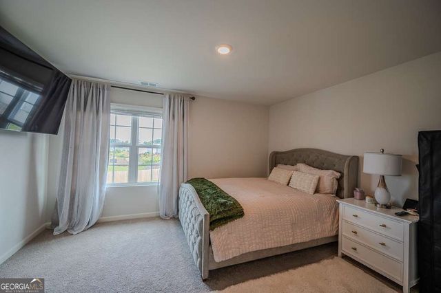 6827 Chataran Drive, Lithia Springs, GA 30122
