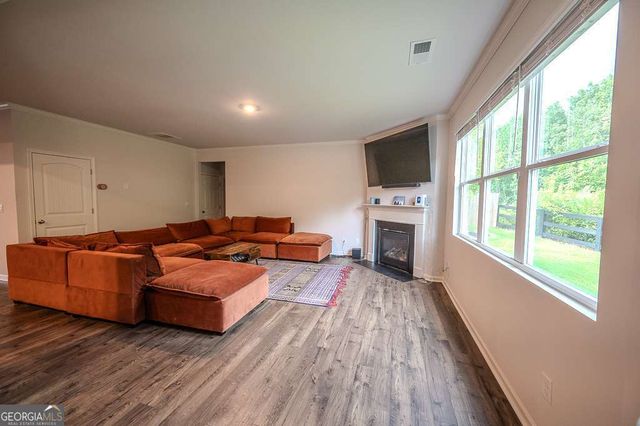 6827 Chataran Drive, Lithia Springs, GA 30122