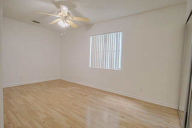 7 CROSSINGS Circle C, Boynton Beach, FL 33435